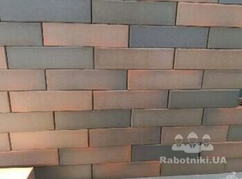 Обкласти будинок клінкерною цеглою