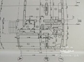 Переробити сходи у 2х поверховому будинку