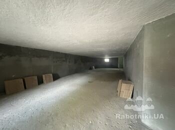 Терміново шукаємо майстра з укладання підлогової плитки 200м2