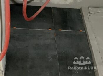 Укладання плитки в санвузол 24 км.м.