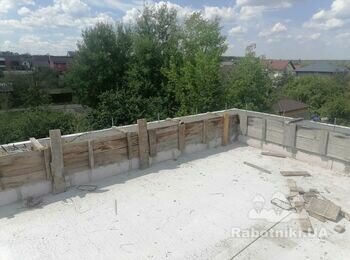 Улаштування нової покрівлі та виконання кладочних робіт