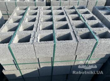 Будівництво гаражного комплексу
