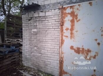 Перекладка кутової стіни будинку