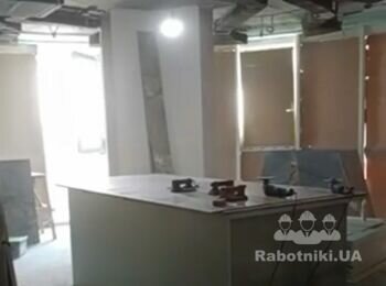 Монтаж гіпсокартонної стелі.