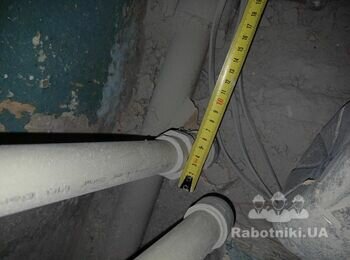 Замінити каналізаційну трубу.