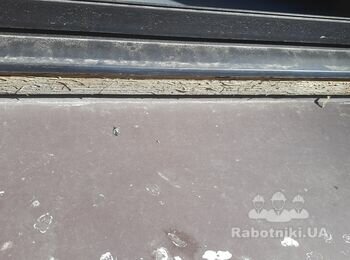 Відновлення лакофарбового покриття на дерев'яних євровікнах
