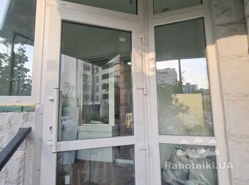 Сделать откосы внешние и внутренние + установить новую вагонку