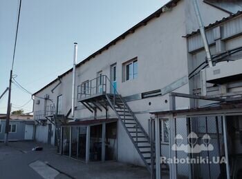Нанесення 200 м.кв. штукатурки баранець на фасад