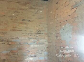 Штукатурні роботи в кімнатах будинку 100 м2