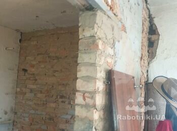 Штукатурні роботи в кімнатах будинку 100 м2
