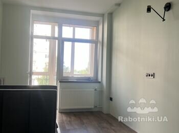 Монтаж мдф плінтусів