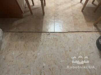 Укладка плитки на пол на кухню до 10 кв.м.