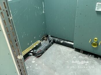 Укладання плитки в санвузлах близько 300м2