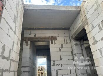 Виготовити бетонні сходи
