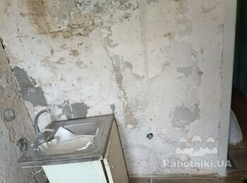 Укласти плитку на стіну