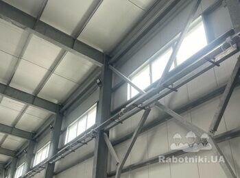 Шукаємо альпіністів.Електромонтажні роботи