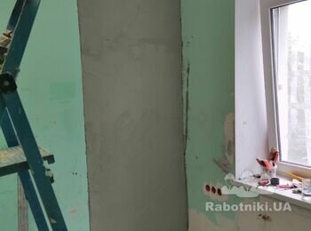 Подготовить стены и потолок под покраску (штукартуркашпаклевка)