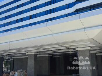 Шукаємо бригаду альпіністів - висотний клінінг
