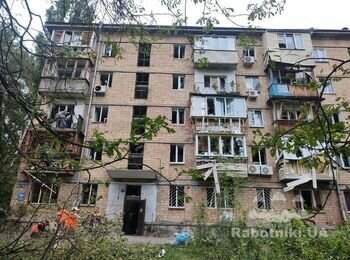 Будівництво деревяного балкону