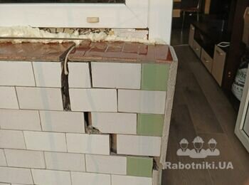 Будівництво деревяного балкону