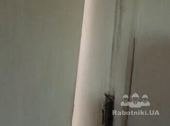 Встановити двері