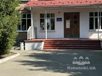 Плиточник на капітальний ремонт ганку