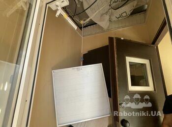 Відновлення приміщення пошкодженого вибуховою хвилею