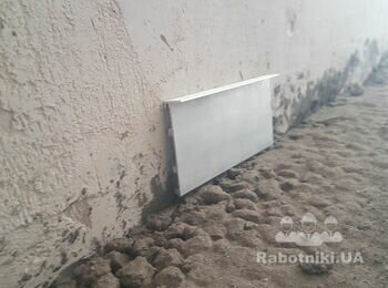 Штроблення стіни Штроба 8 см шир 0,5 см глибини під плинтус