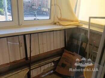 Малярні роботи та монтаж лінолеуму