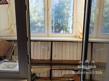 Малярні роботи та монтаж лінолеуму