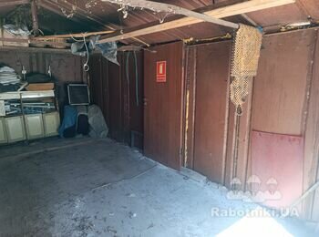 Обкласти стіни цеглою в гаражі