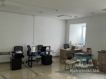 Фарбування стін та стелі , укладання плитки