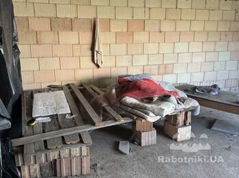 Прибирання території, будинку. Вивіз сміття