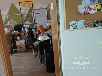 Ремонт та встановлення внутрішніх дверей та дерев'яних вікон
