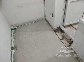 Вирівняти підлогу на балконі стяжкою та покласти плитку (10м2) ВДНХ