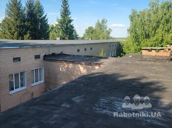Требуются специалисты / подсобники