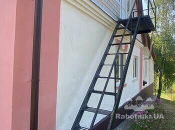 Потрібно утеплити пінопластом з нанесенням бараника 180 м2