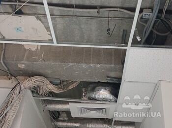 Армстронг 650 м2. Ремонт та монтаж. Київ, вул. Бориспільська.