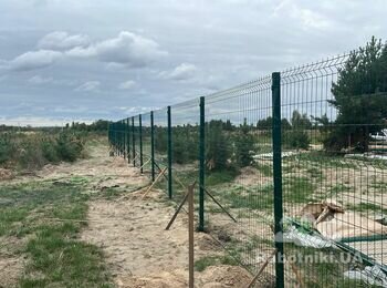 Монтаж паркану з 3д сітки (Верховина)