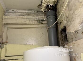 Потрібно зробити короб для стокової труби