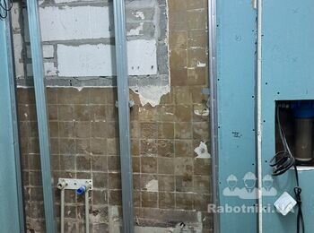 Демонтаж гіпсокартону та збивання старої штукатурки