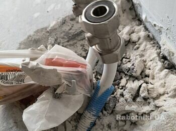 Підключення батареї опалення зі стіни, а не з підлоги