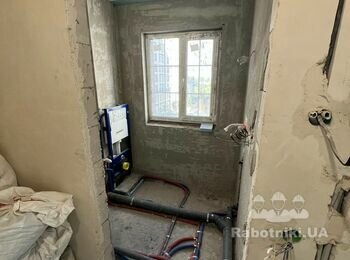 Потріно зробити стяжку у ванній