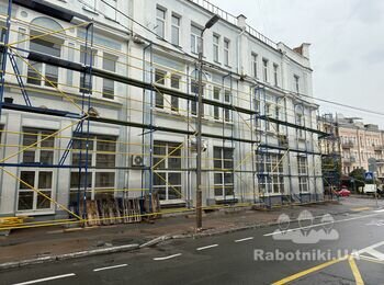 Монтаж фасадних лісів 1000м2