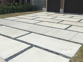 Забор, бетонна плита, піднавіс для авто.