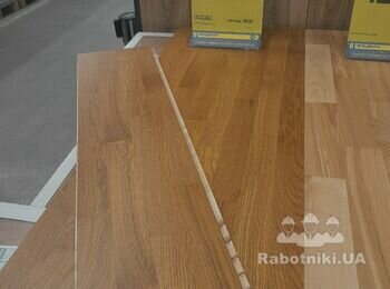 Укладка паркетної дошки на клей