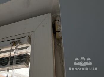 Регулювання та ремонт вікна. Можливо обслуговування 3х інших вікон