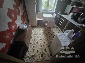 Треба покласти плитку на кухні