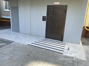 Потрібні плиточники на ремонт підїздів