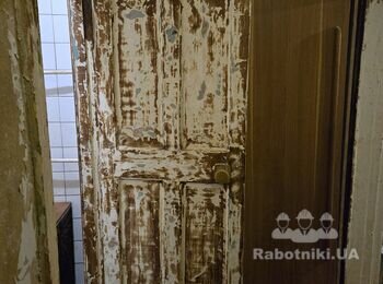 Шліфування і фарбування дверей міжкімнатних
